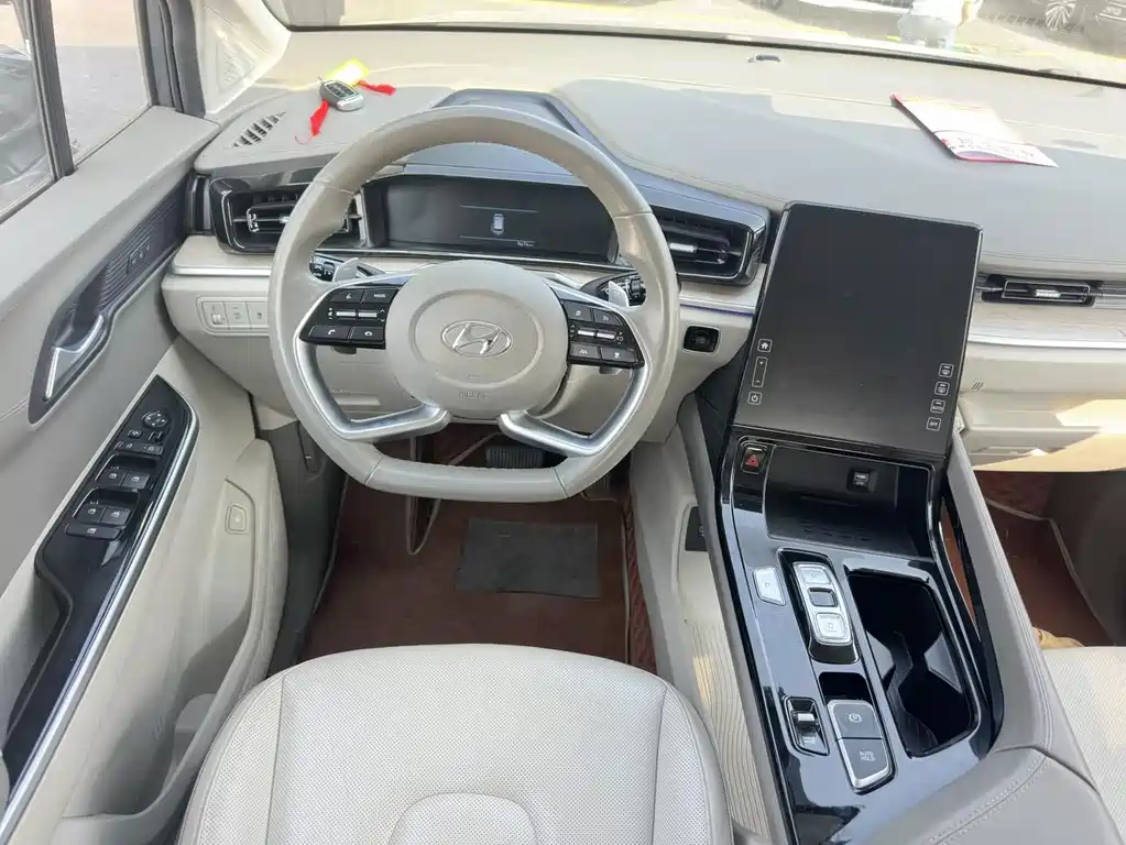 Hyundai Custo — миниатюра 14