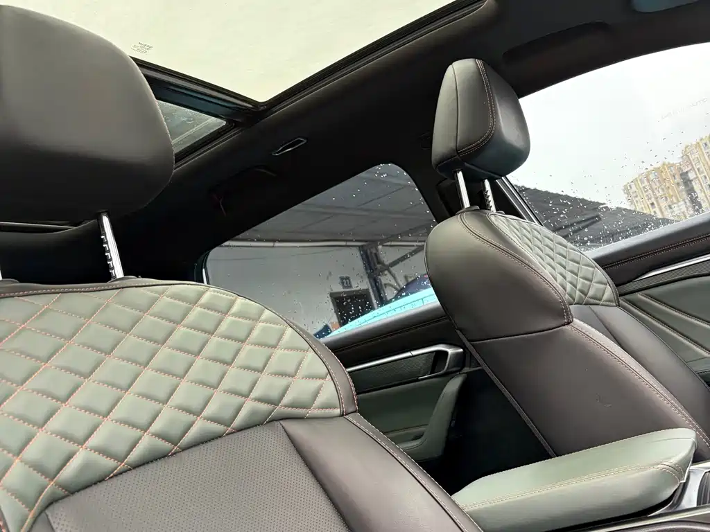 Geely Haoyue L — миниатюра 11