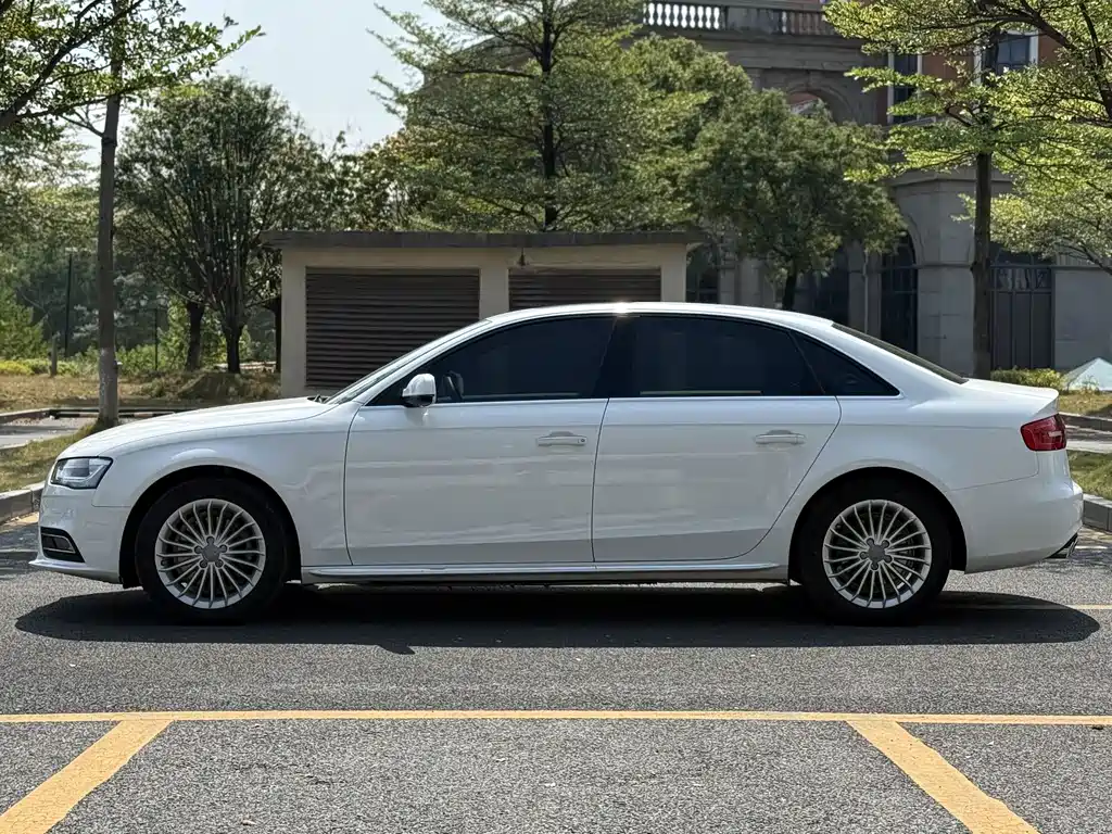 Audi A4L — миниатюра 3