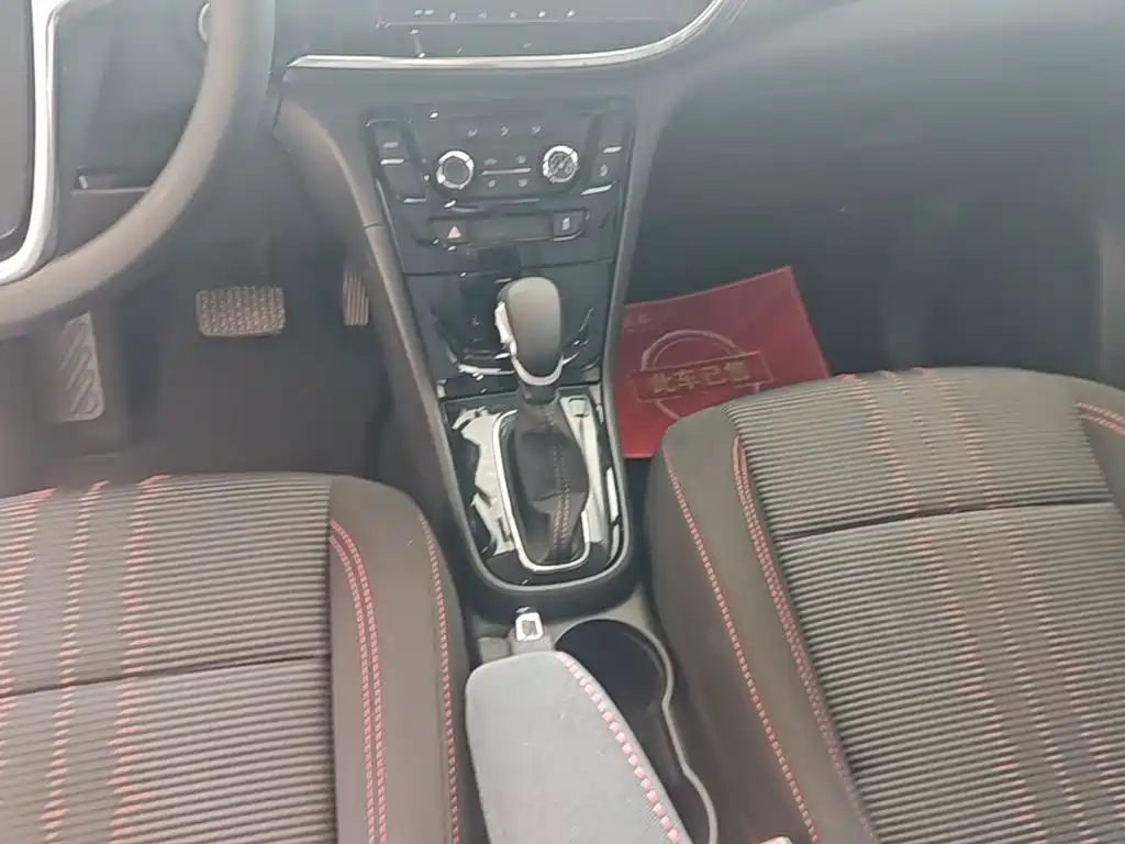 Buick Encore — миниатюра 14