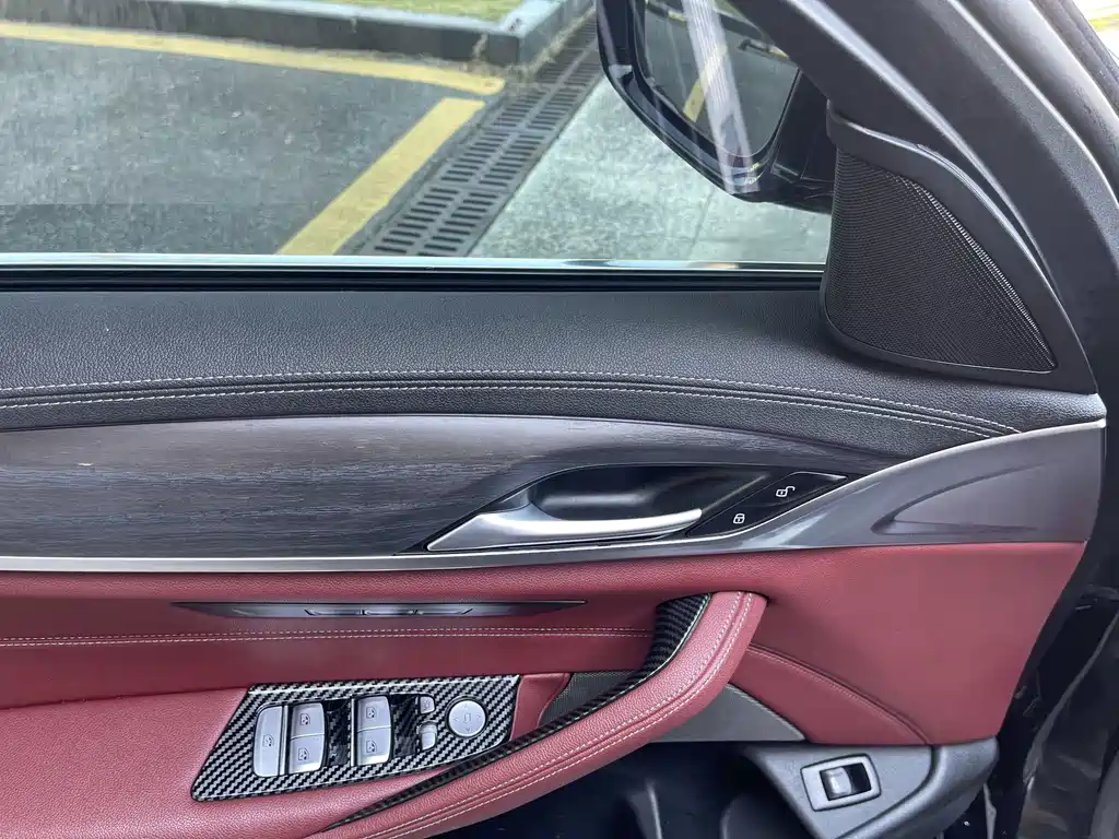 BMW 5 Series — миниатюра 17