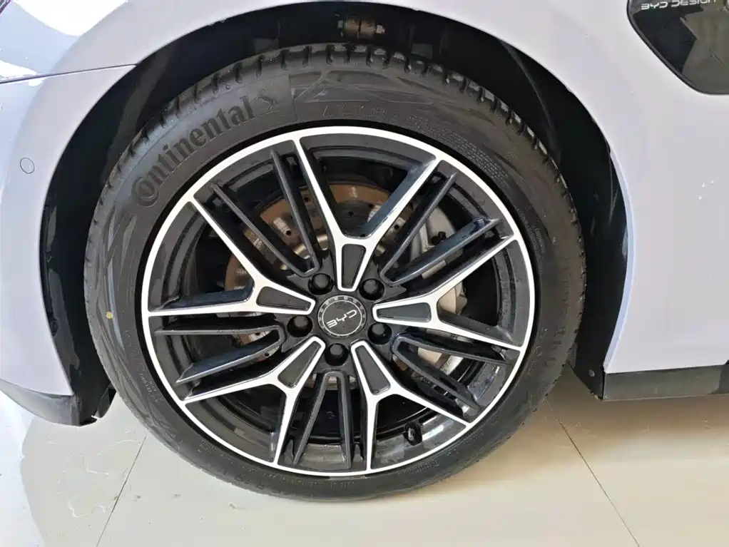 BYD Seal — миниатюра 15