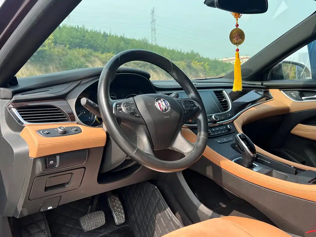 Buick LaCrosse — миниатюра 9