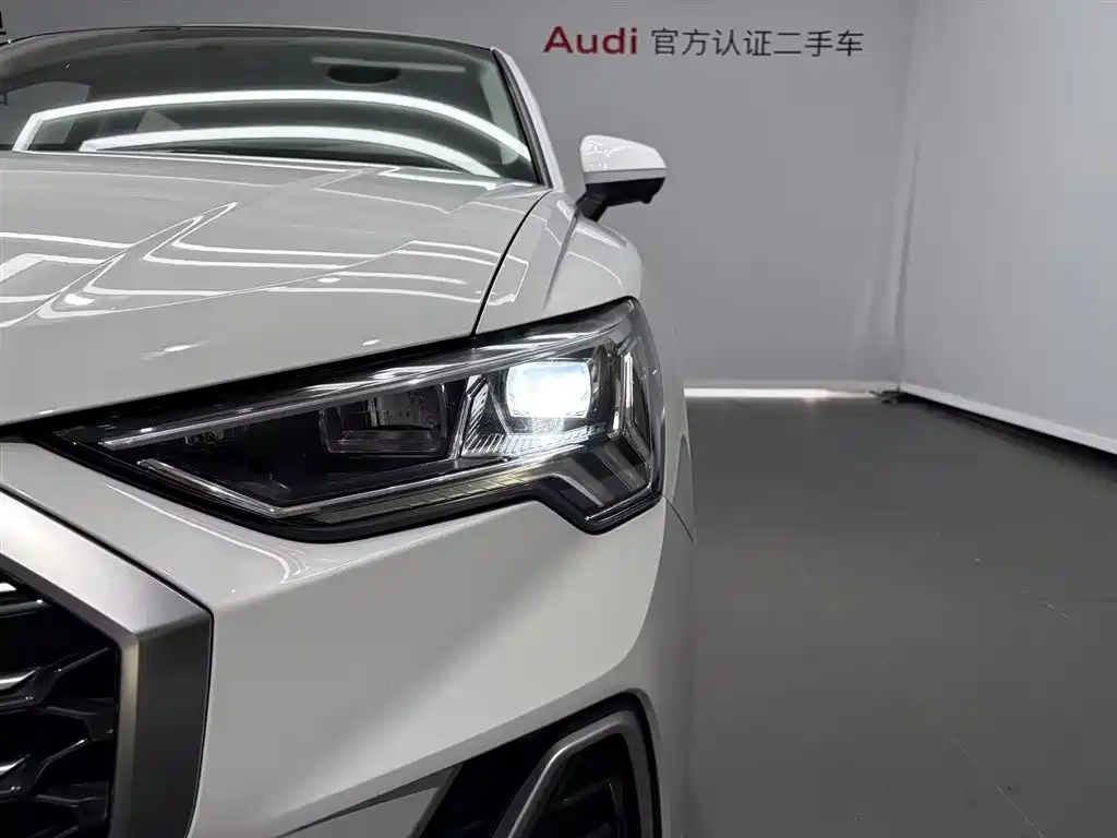 Audi Q3 Sportback — миниатюра 13
