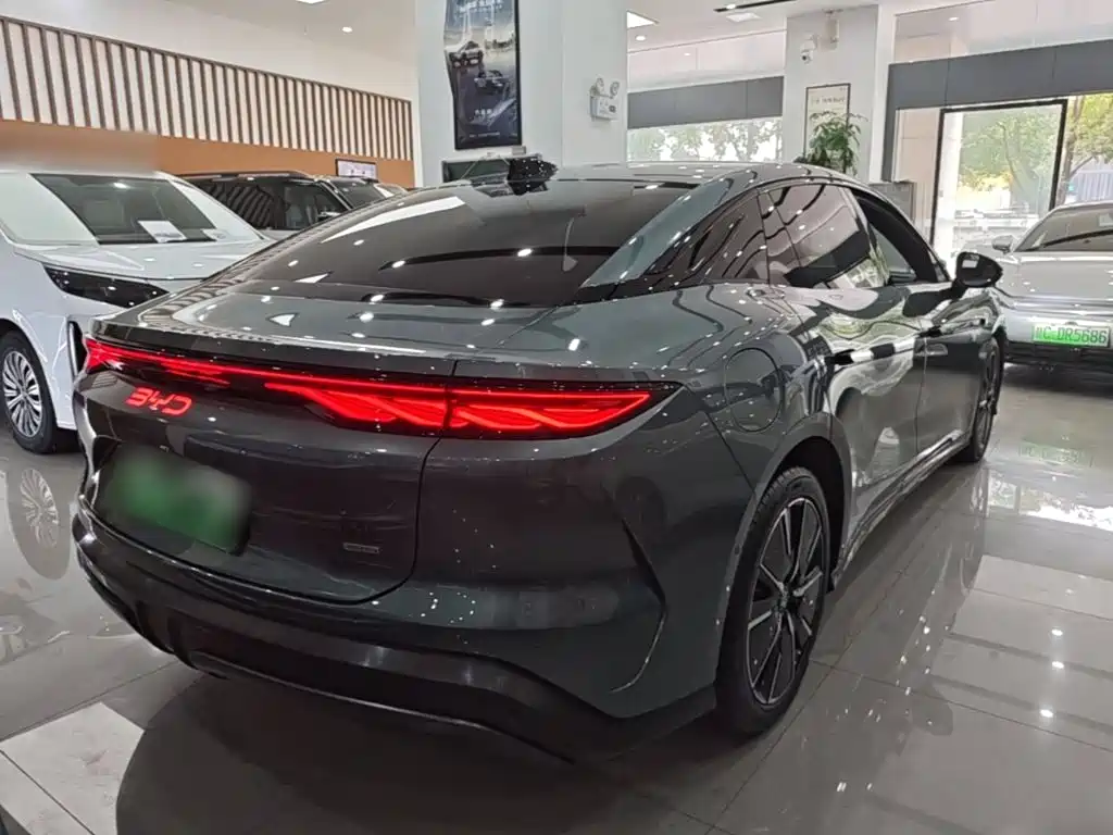BYD Han L — миниатюра 7