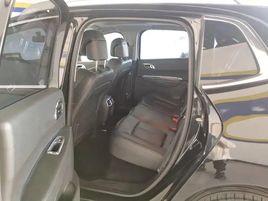 Peugeot 3008 — миниатюра 11