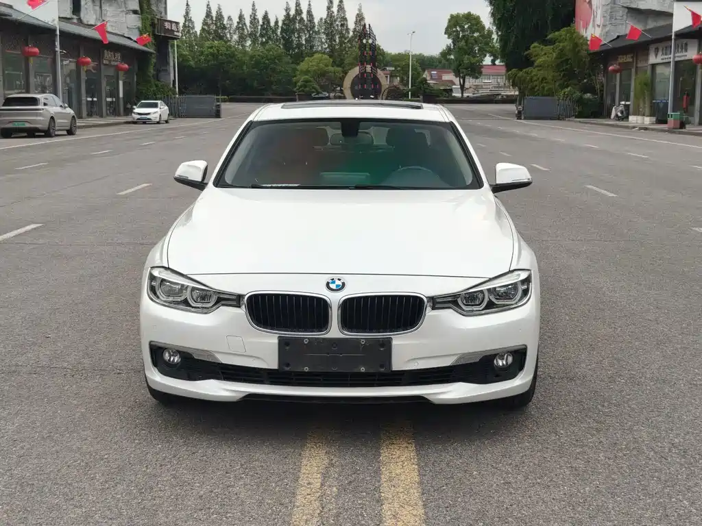BMW 3 Series — миниатюра 2