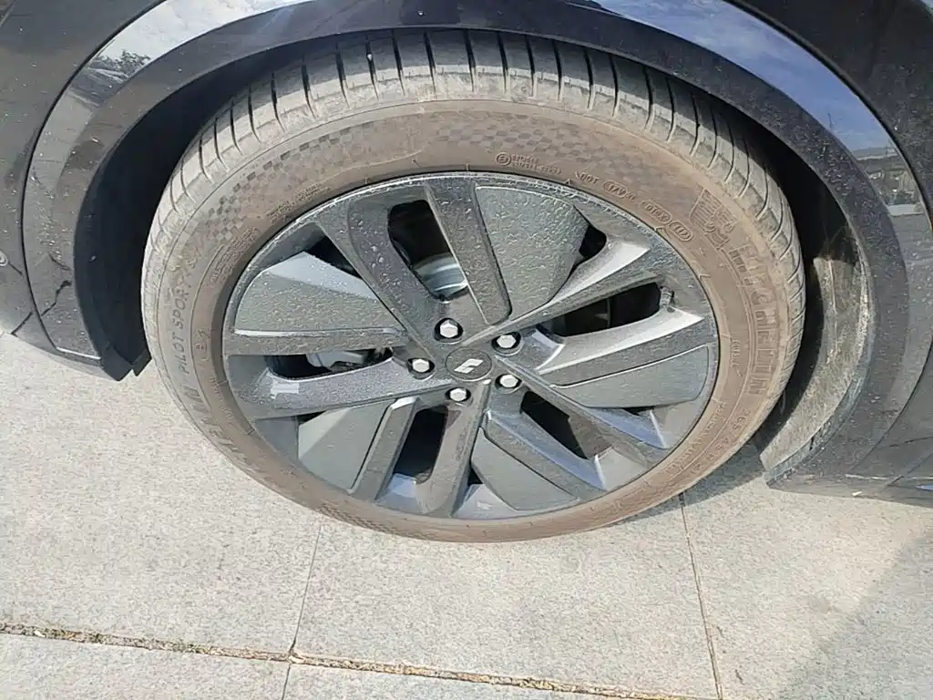 Li Auto Li L9 — миниатюра 23