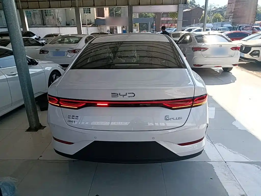 BYD Qin PLUS — миниатюра 6