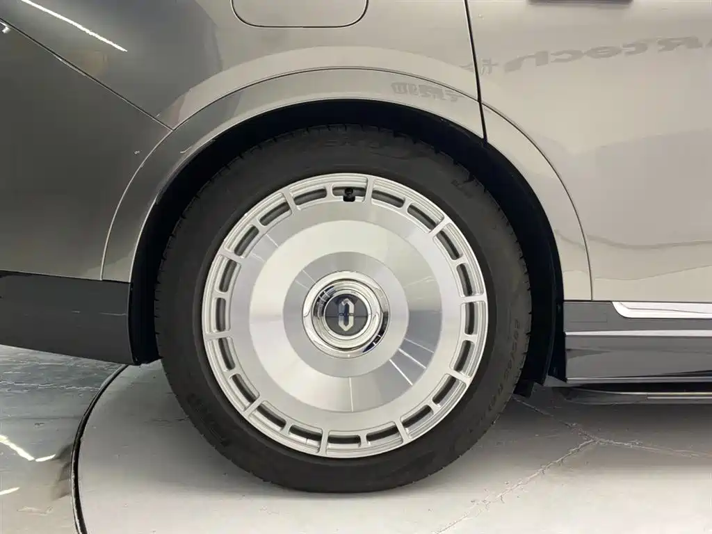 AITO ASK THE WORLD M9