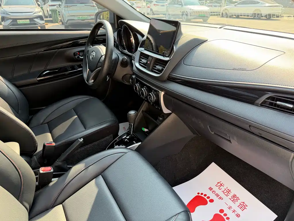 Toyota Yaris L — миниатюра 13