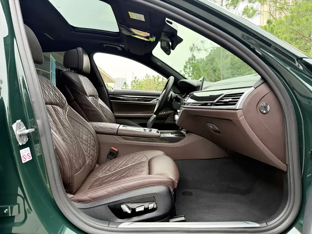 BMW 7 Series 7 2019 740Li Premium M Sport
