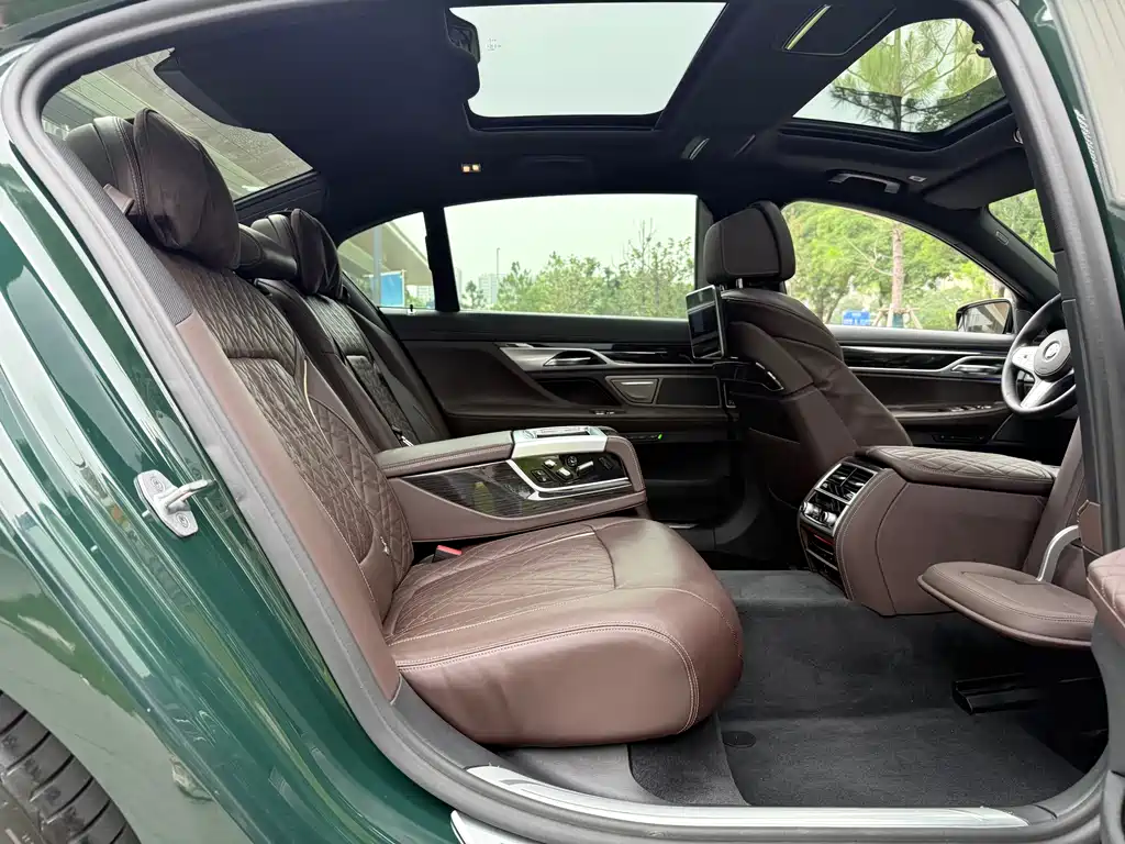 BMW 7 Series 7 2019 740Li Premium M Sport