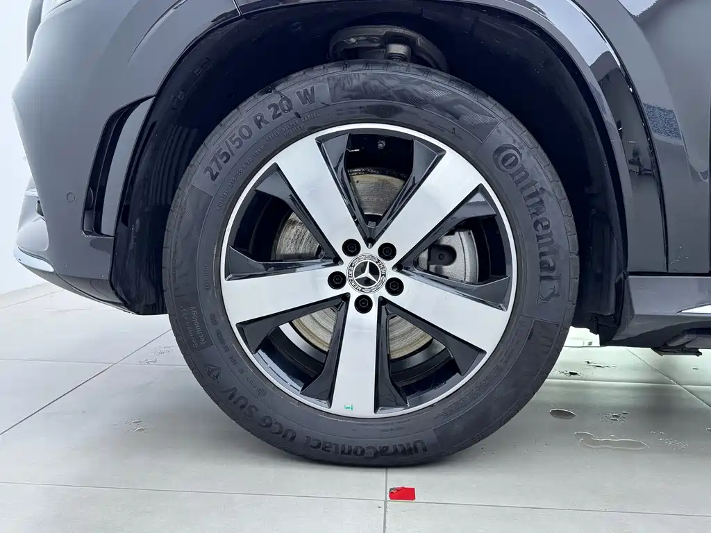 Mercedes-Benz GLS — миниатюра 19