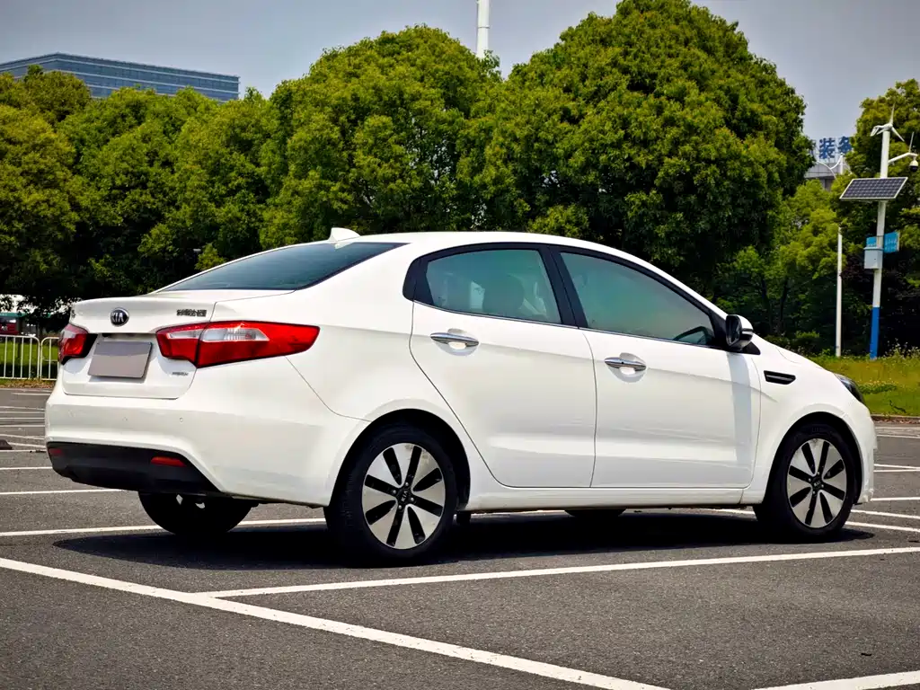Kia K2 2012 1.6L AT Premium ECO