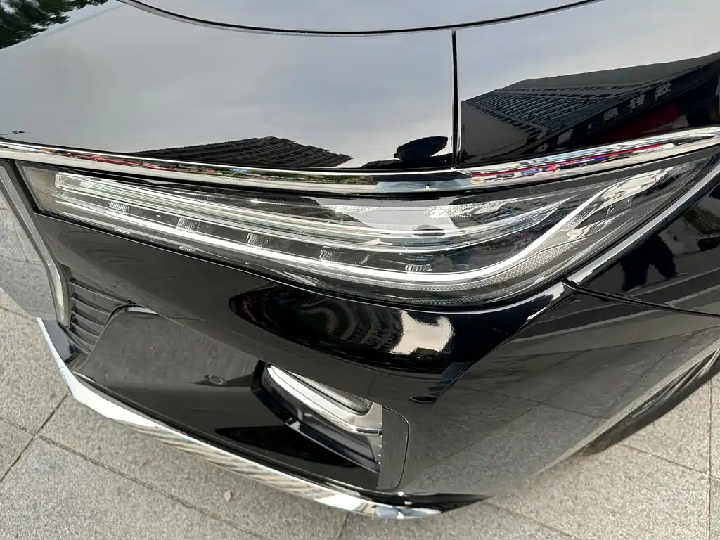 Hongqi Hongqi H5 — миниатюра 4