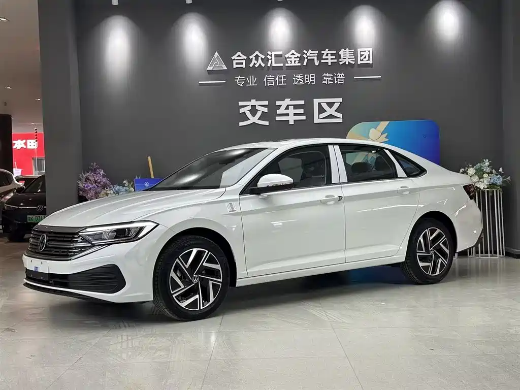 Volkswagen Sagitar 0