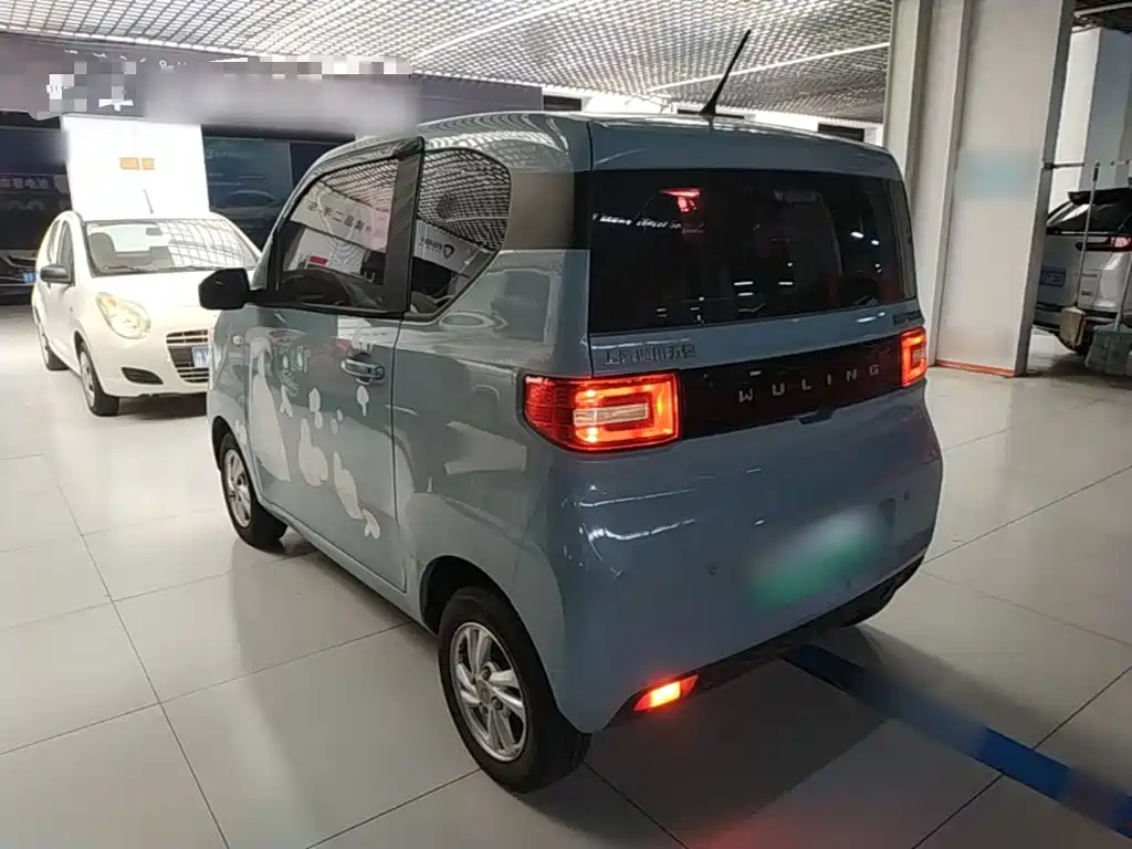 Wuling MINIEV — миниатюра 5