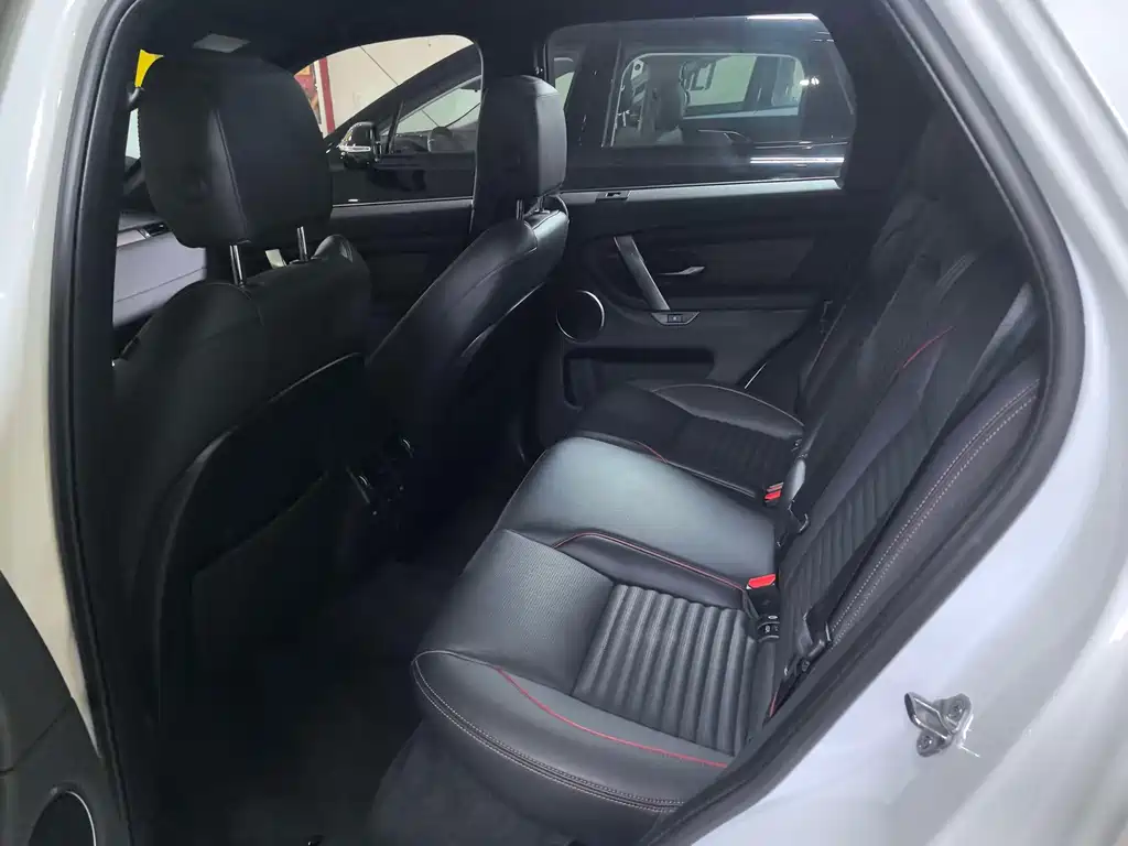 Land Rover Discovery Sport — миниатюра 4