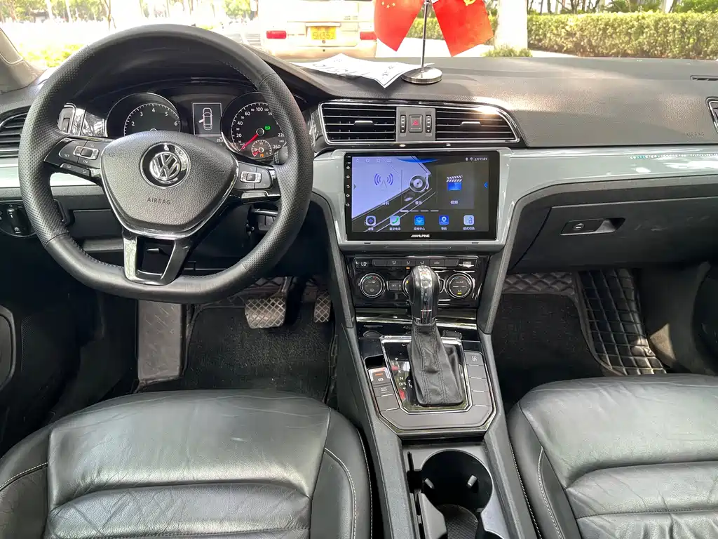 Volkswagen Lamando — миниатюра 11
