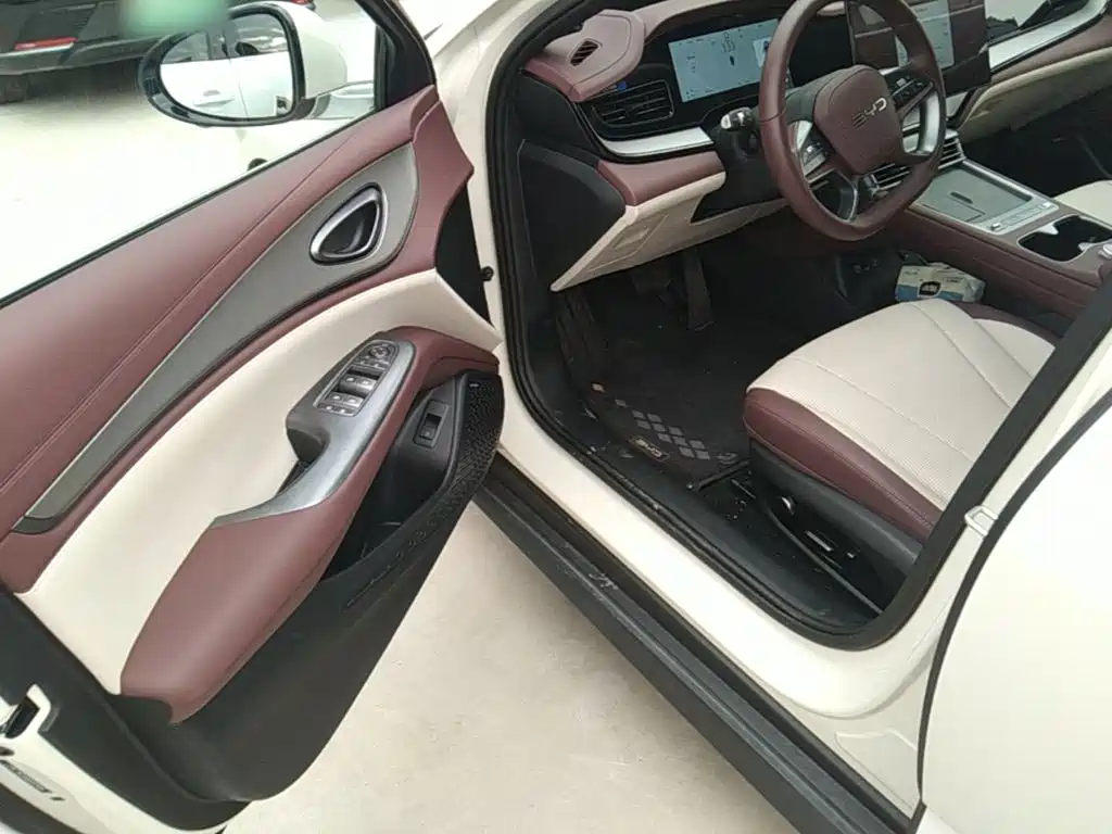 BYD Seal 07 DM-i — миниатюра 16