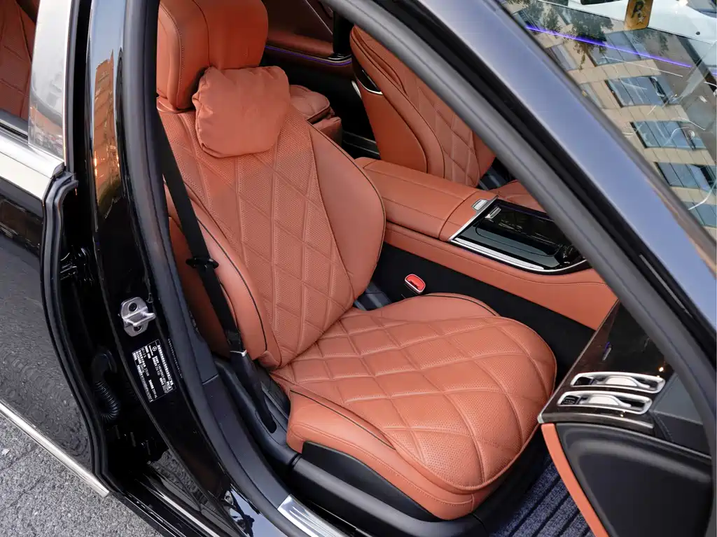 Mercedes-Benz S-Class — миниатюра 13