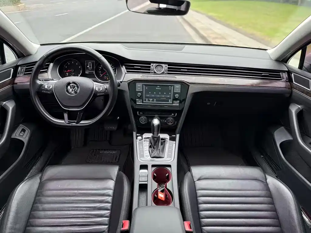Volkswagen Magotan 2018 330TSI DSG Luxury