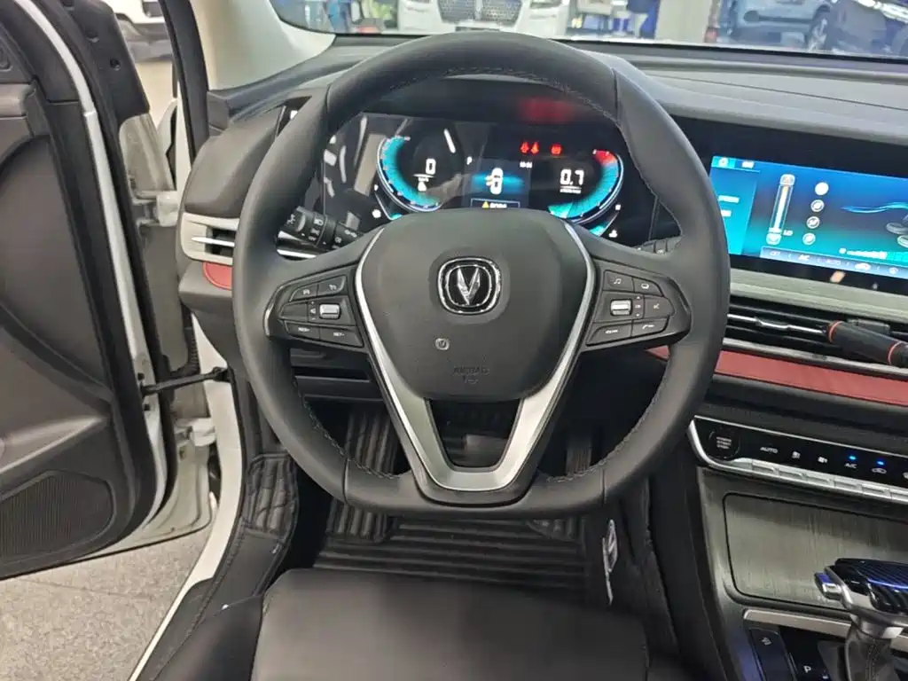 Changan CS55PLUS — миниатюра 11