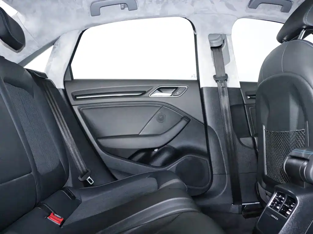 Audi A3 — миниатюра 8