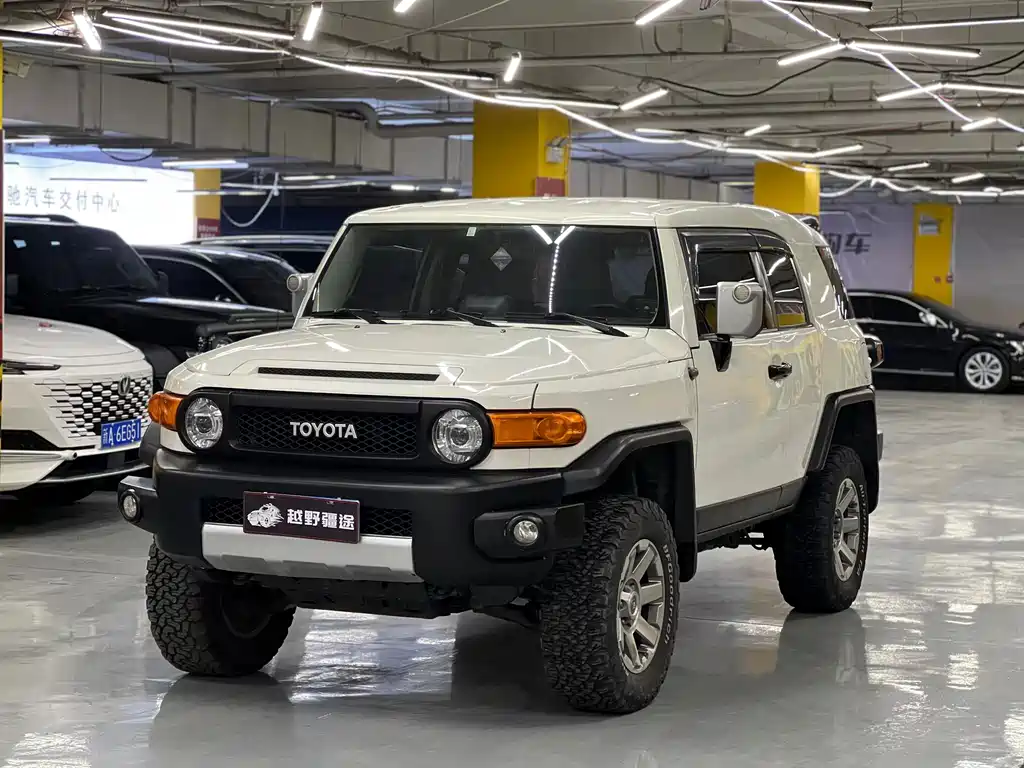 Toyota FJ Cruiser 2019