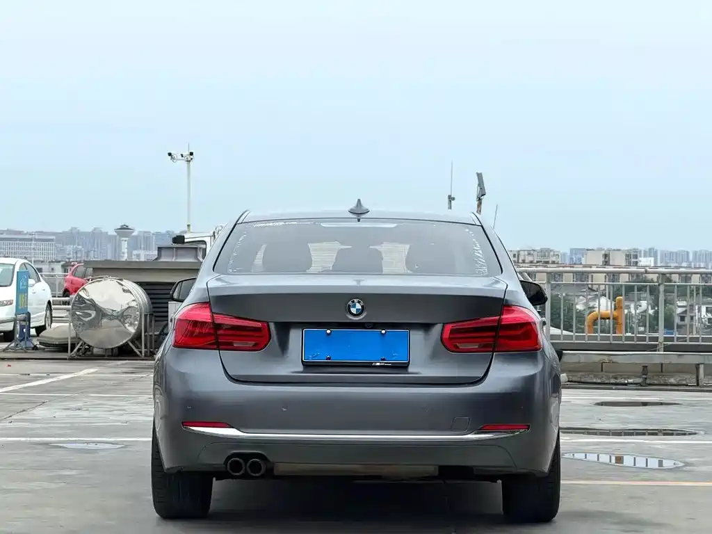 BMW 3 Series — миниатюра 12