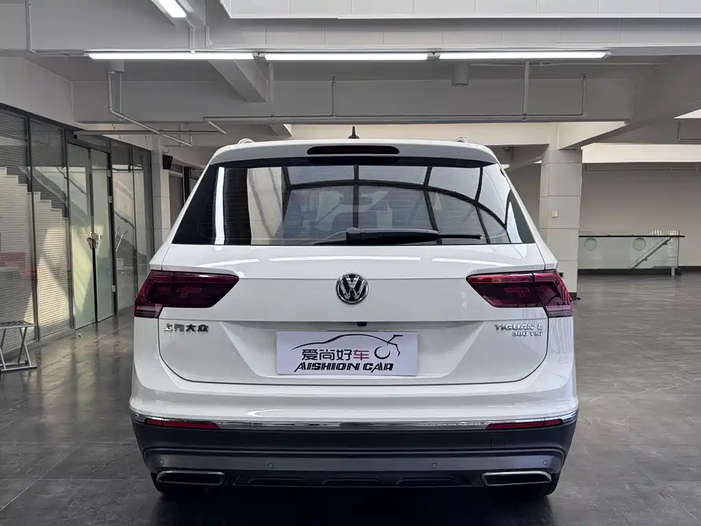 Volkswagen Tiguan L — миниатюра 6