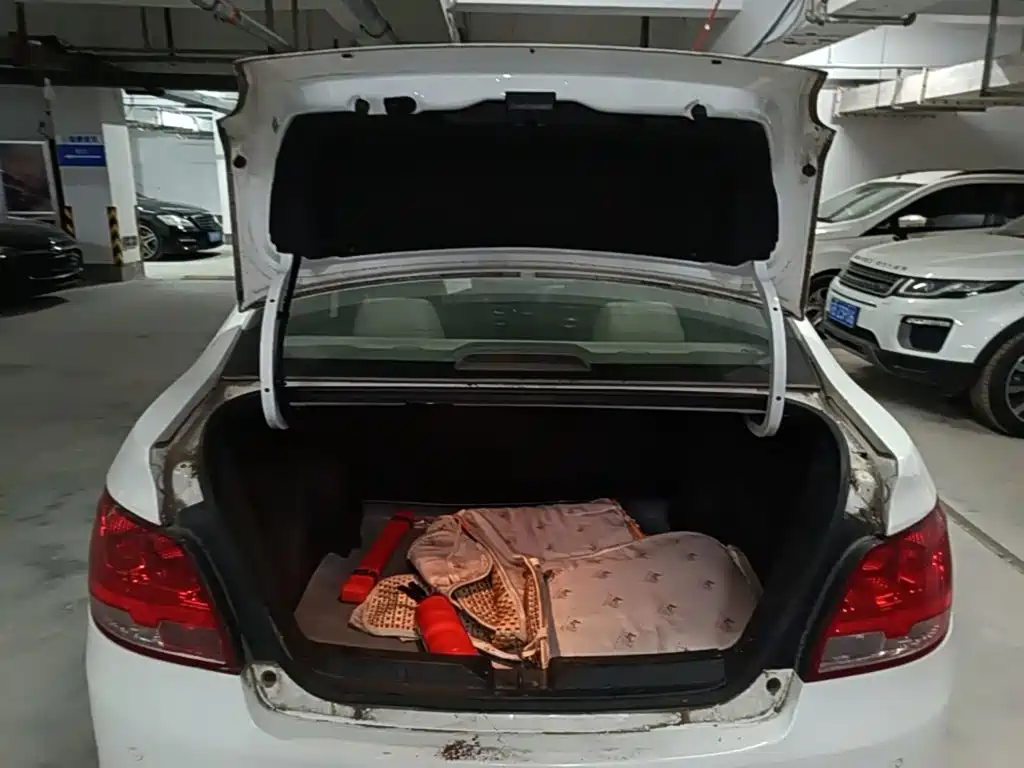 Chevrolet Sail — миниатюра 19