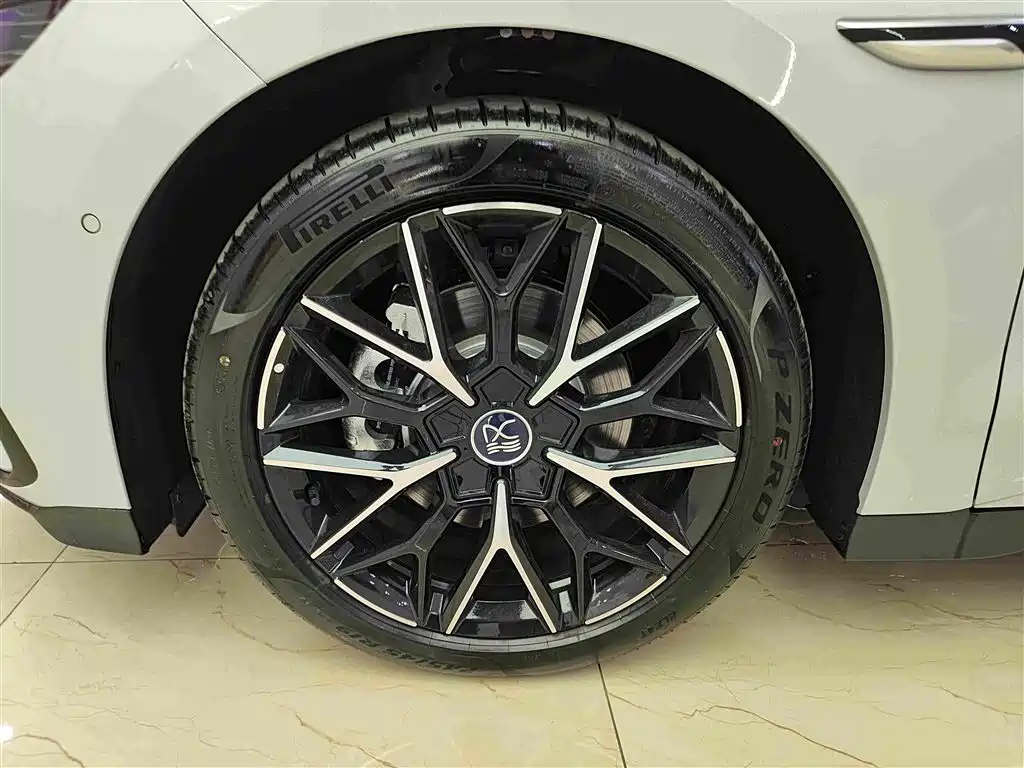 BYD Han — миниатюра 14