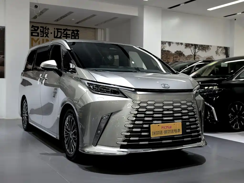 Lexus LM — миниатюра 4