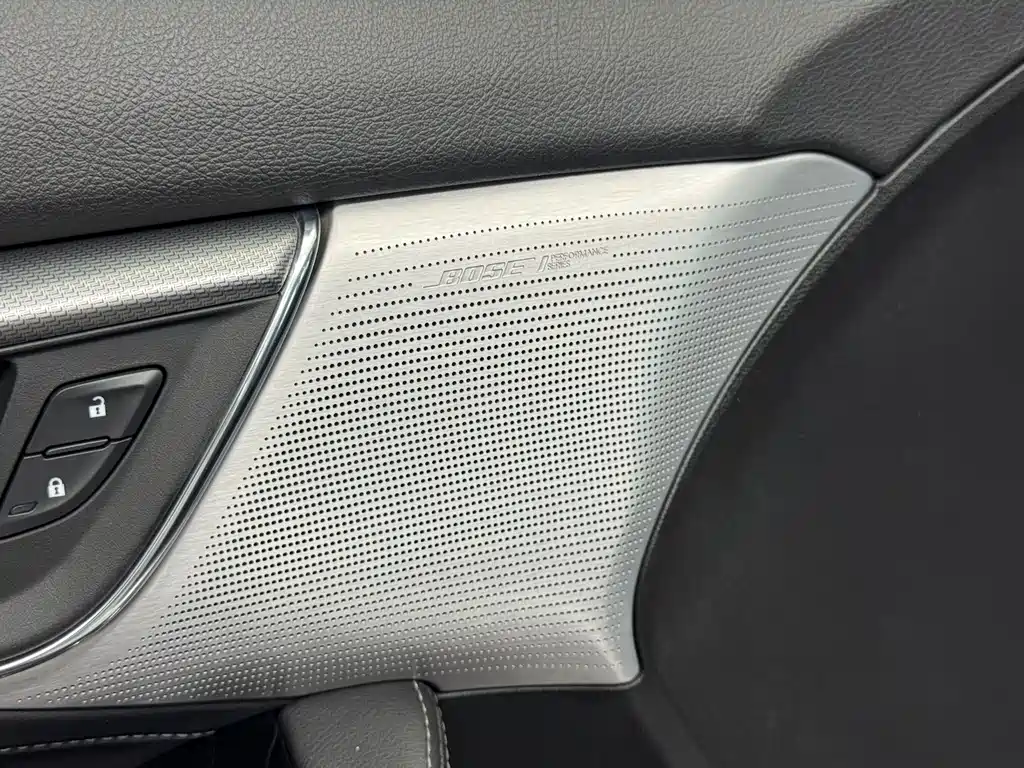 Cadillac CT5 — миниатюра 17