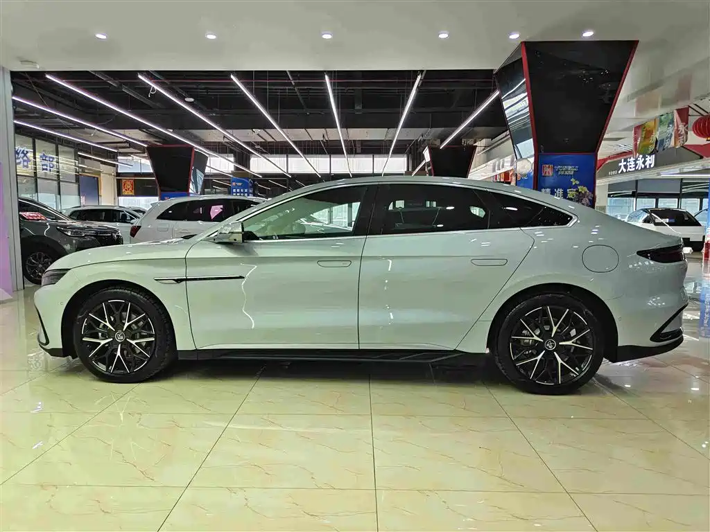 BYD Han — миниатюра 7