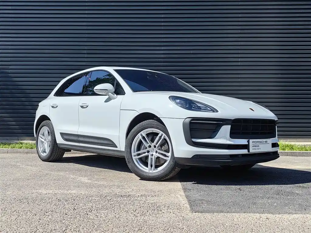 Porsche Macan 2023