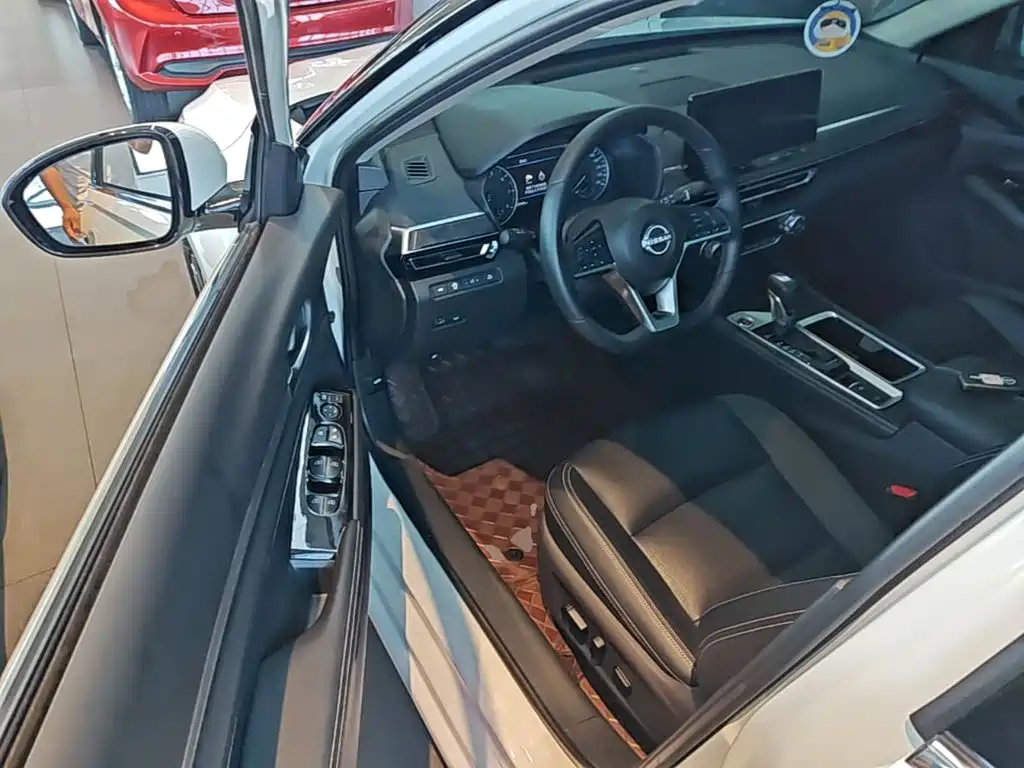 Nissan Teana — миниатюра 16