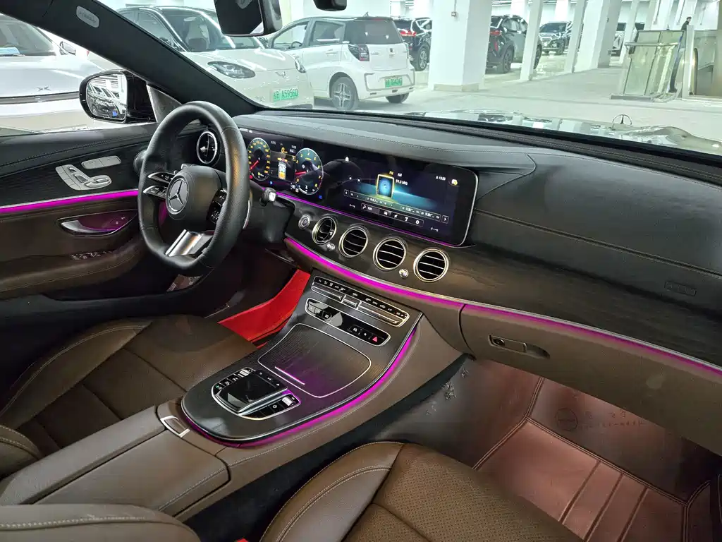Mercedes-Benz E-Class — миниатюра 6