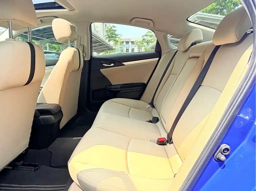 Honda Civic — миниатюра 13