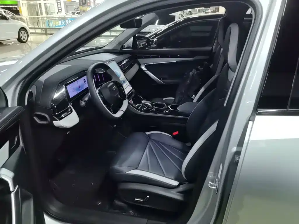 Geely Boyue L — миниатюра 15