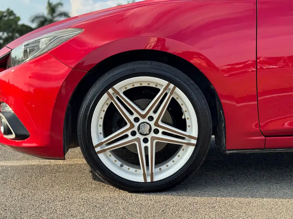 Mazda 3 Axela — миниатюра 10