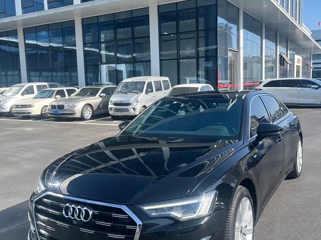 Audi A6L 2022
