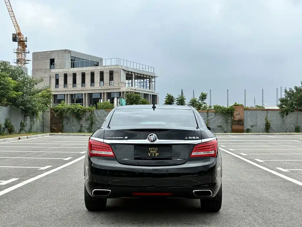 Buick LaCrosse — миниатюра 7