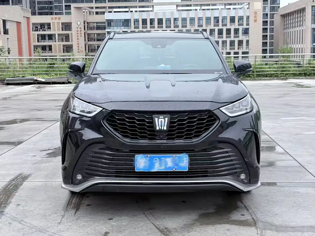 Toyota Crown Kluger