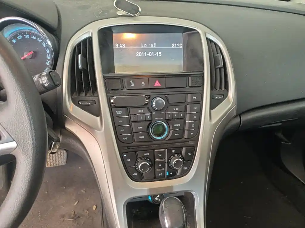 Buick Excelle — миниатюра 13