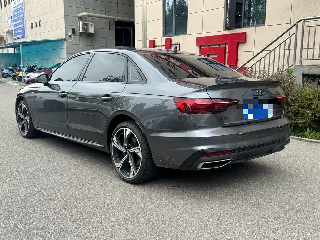 Audi A4L — миниатюра 3