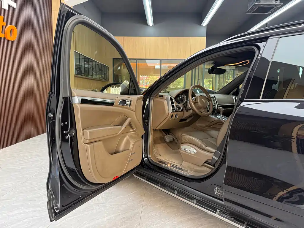 Porsche Cayenne 2011 Cayenne S 4.8L