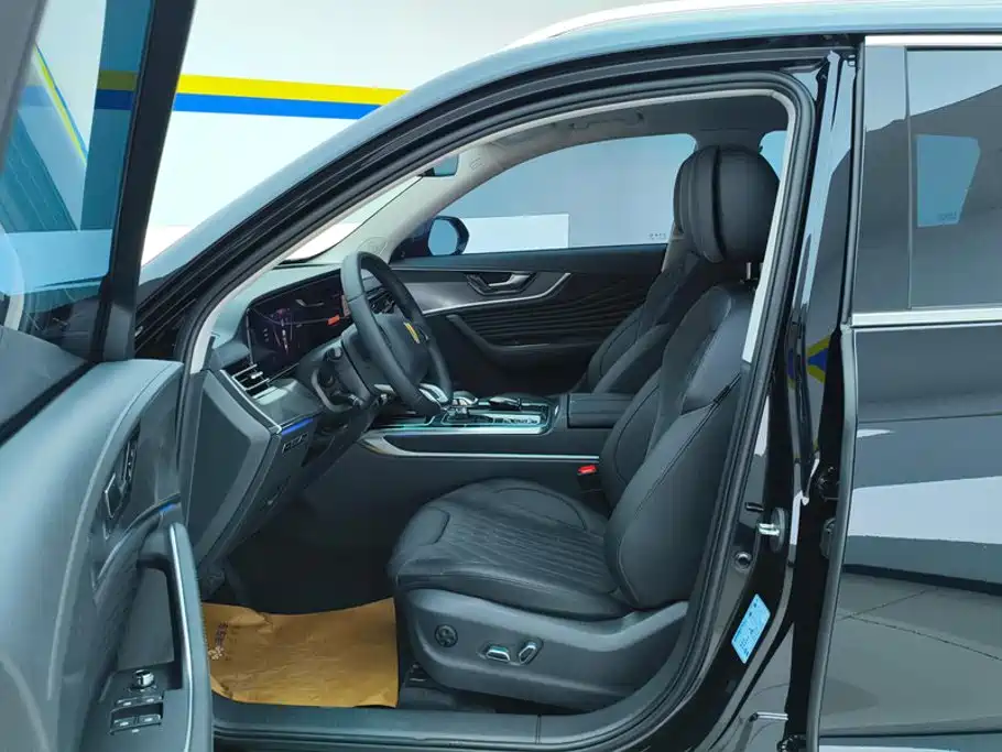 Hongqi HS5 2023 2.0T Pro